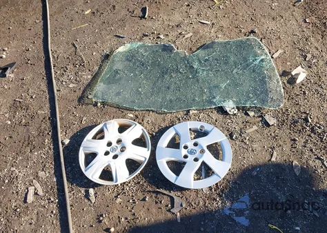 2005 Toyota Corolla Le z USA, uszkodzony, nr VIN 1NXBR32EX5Z367816